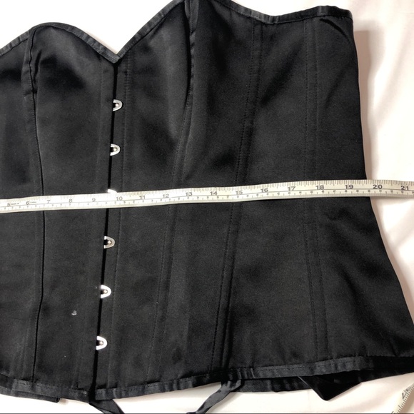 CorsetStory Plus size overbust black corset UK 18 - Picture 4 of 11